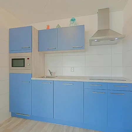 Apartment De Strandjutter - Aan Zee *